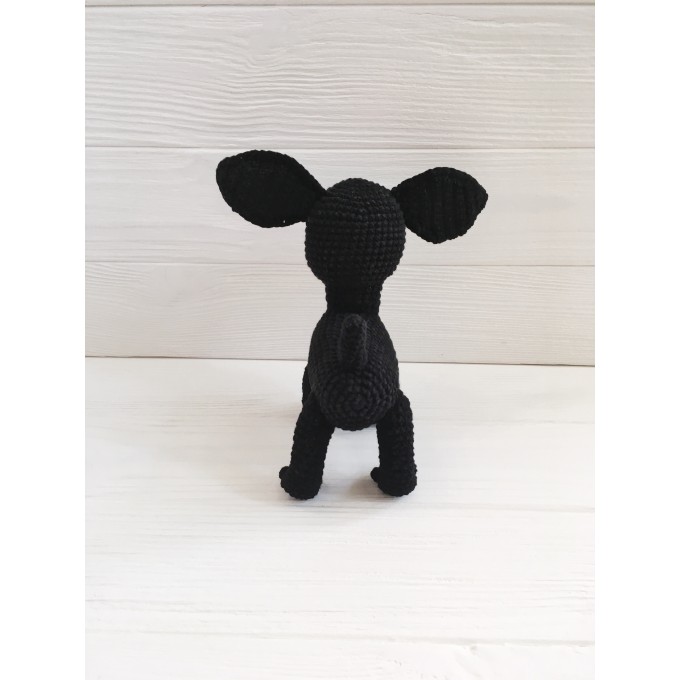 https://www.crochetings.com/image/cache/catalog/products/2/Amigurumi-black-Chihuahua-4-680x680.jpg