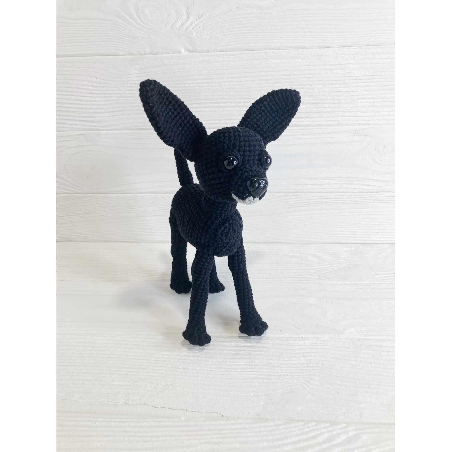 https://www.crochetings.com/image/cache/catalog/products/21/Plush-Chihuahua-with-long-legs-1-1500x1500.jpg