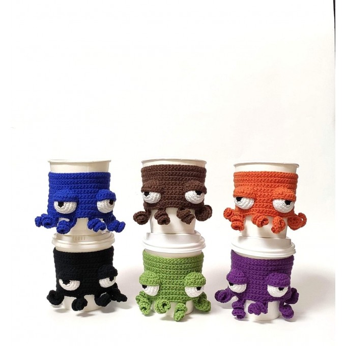 https://www.crochetings.com/image/cache/catalog/products/24/Octocat-stuffed-toy-11-680x680.jpg
