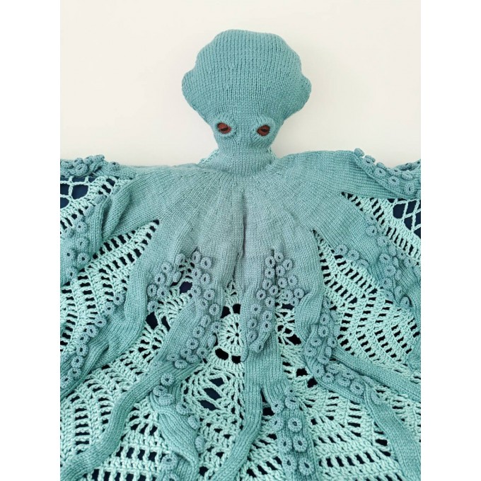 Teal octosnug blanket