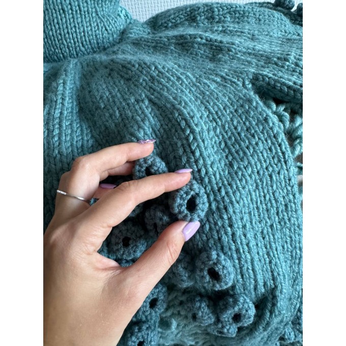 Teal octosnug blanket